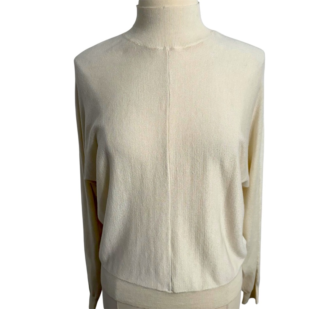 H&M Basic Women's Long Dolman Sleeve, Mocked Collar Brush Knit, Seam Detail Sz S